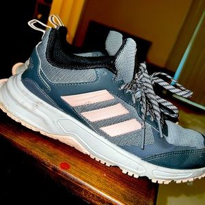 Adidas sneakers lightly worn. Just been in the closet. Needs washed.